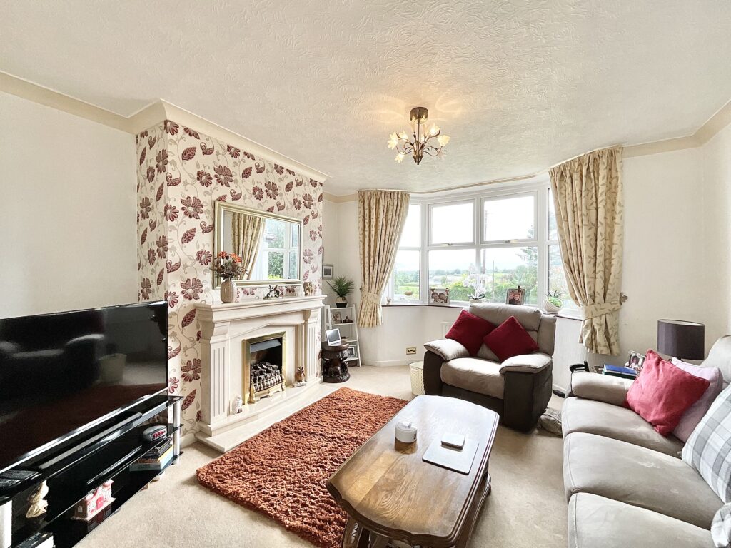 Uttoxeter Road, Draycott, ST11