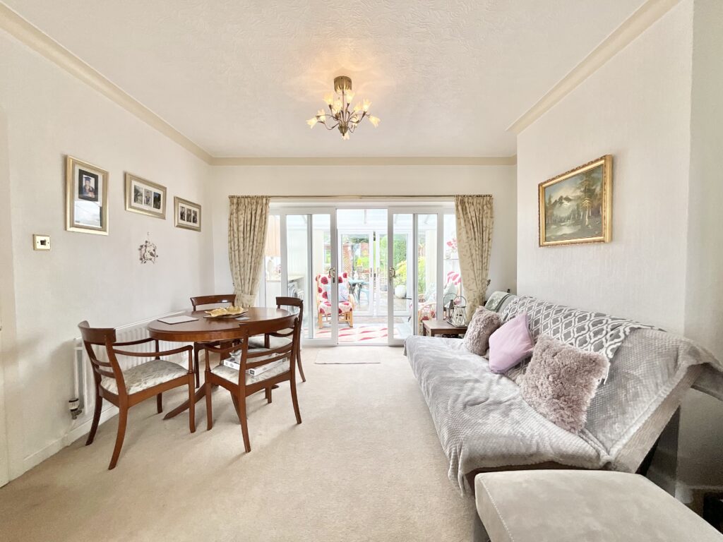 Uttoxeter Road, Draycott, ST11