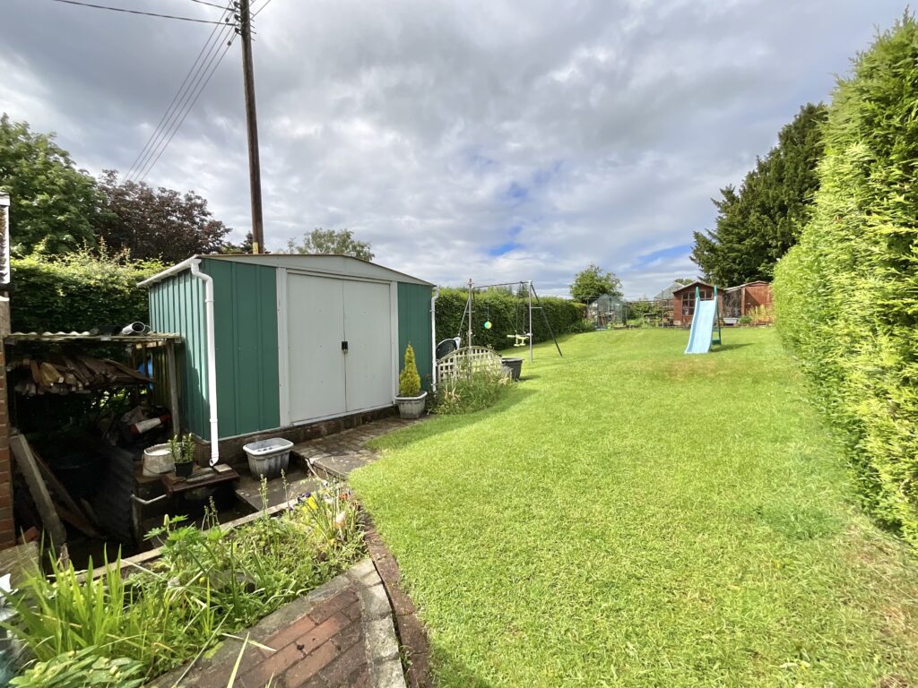 Uttoxeter Road, Draycott, ST11