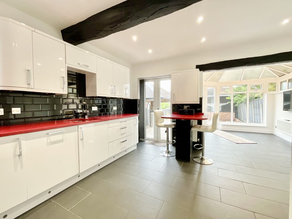 Crewe Road, Shavington, CW2