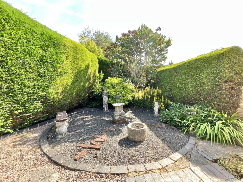 Giles Close, Cheadle, ST10