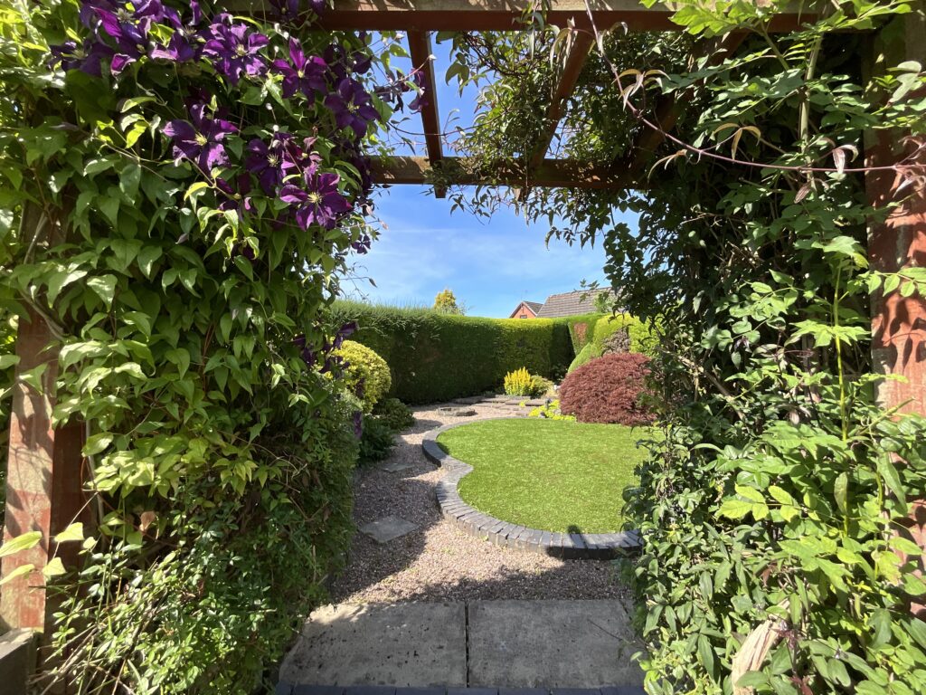 Giles Close, Cheadle, ST10