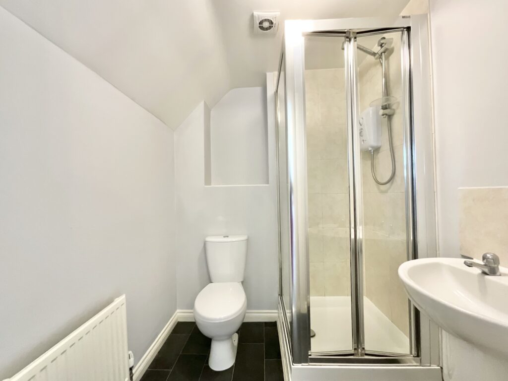 Hall Yard, Tean, ST10