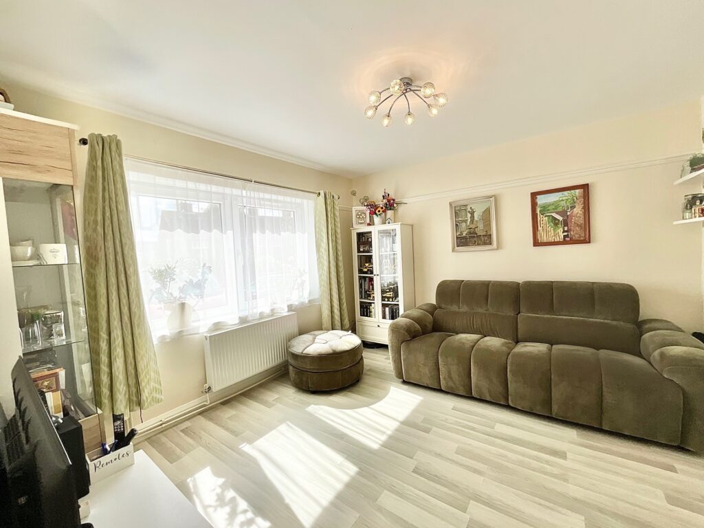 Robina Drive, Cheadle, ST10