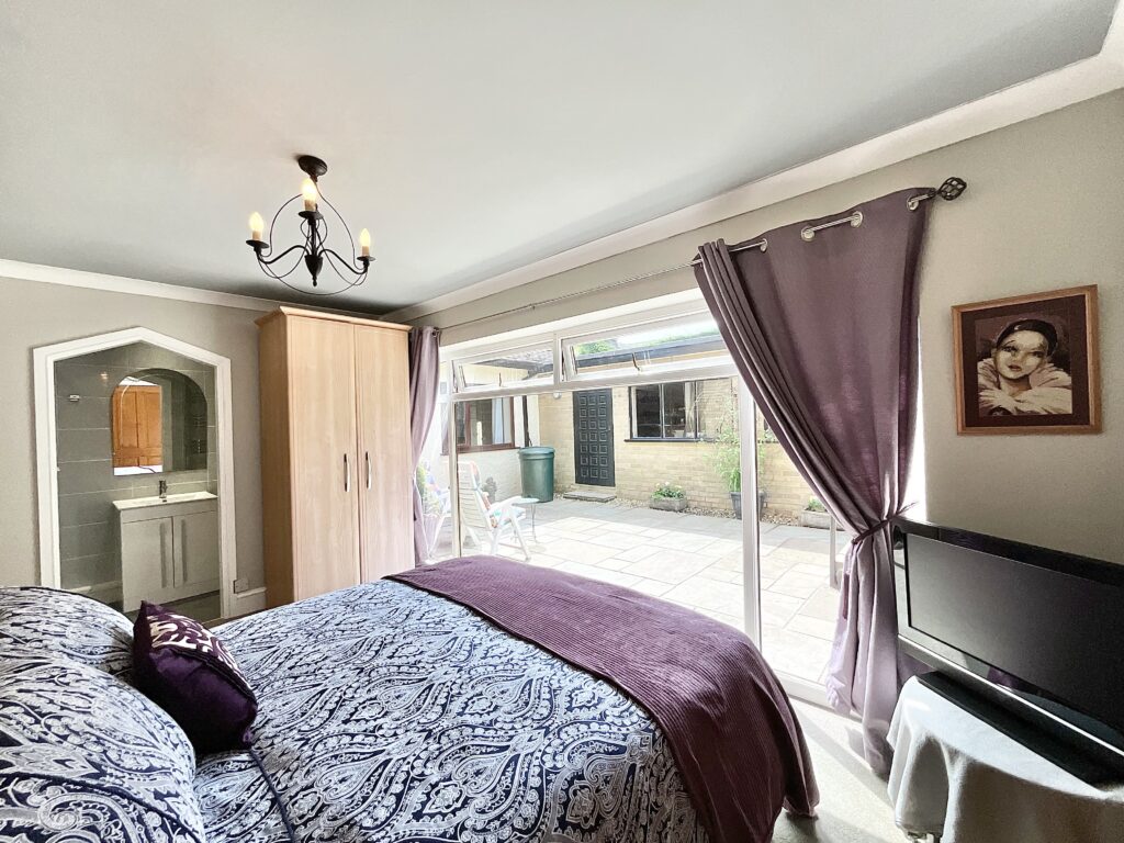 Mollatts Wood Road, Leek, ST13