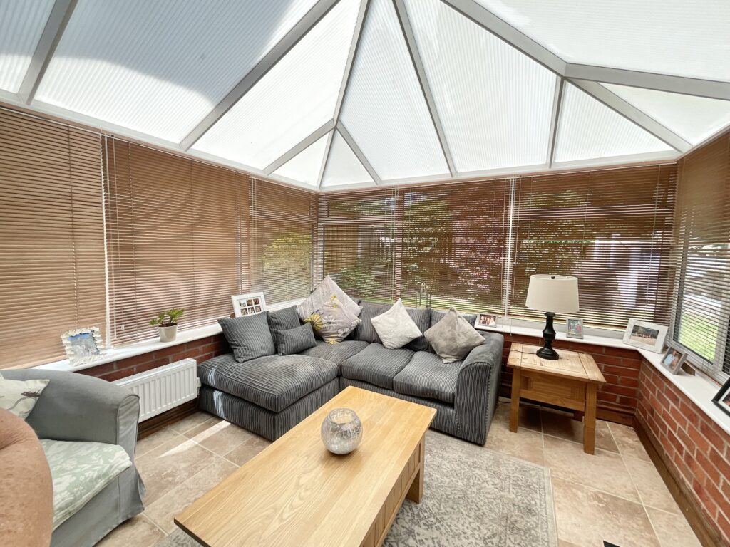 Sandy Lane, Aston, CW5