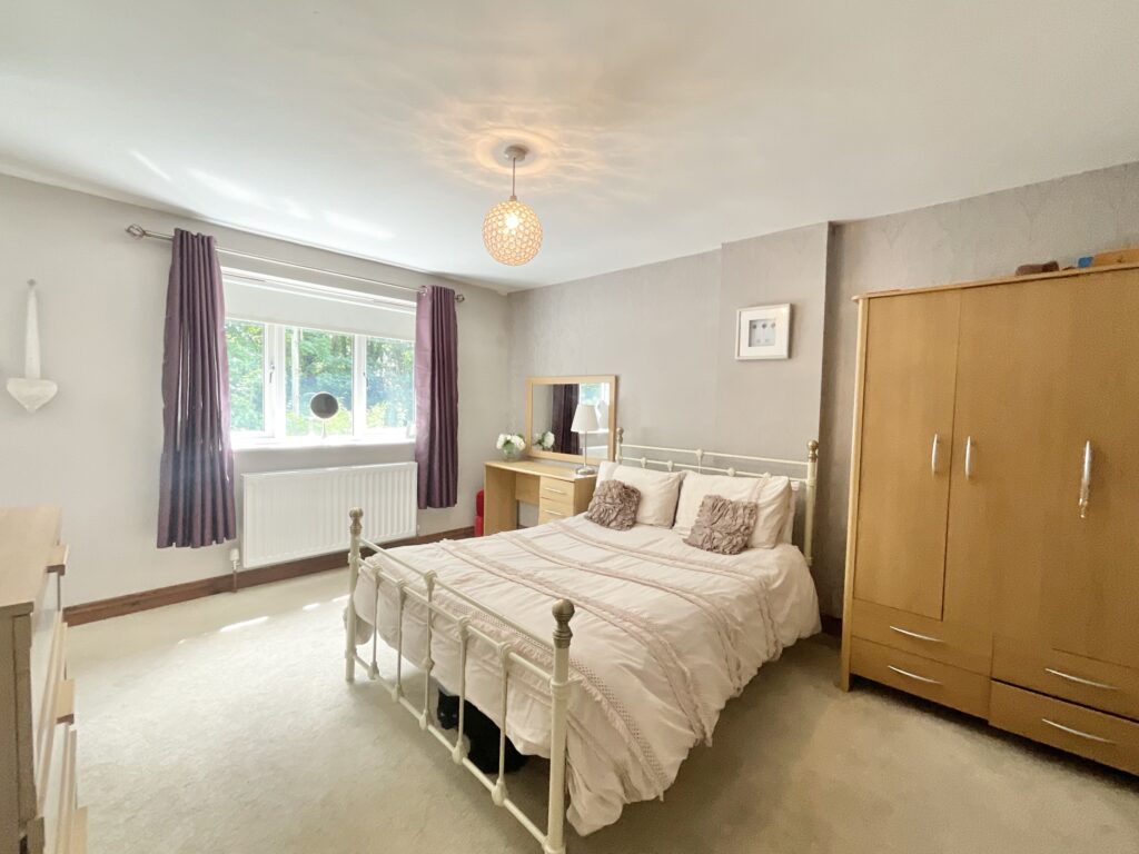 Sandy Lane, Aston, CW5