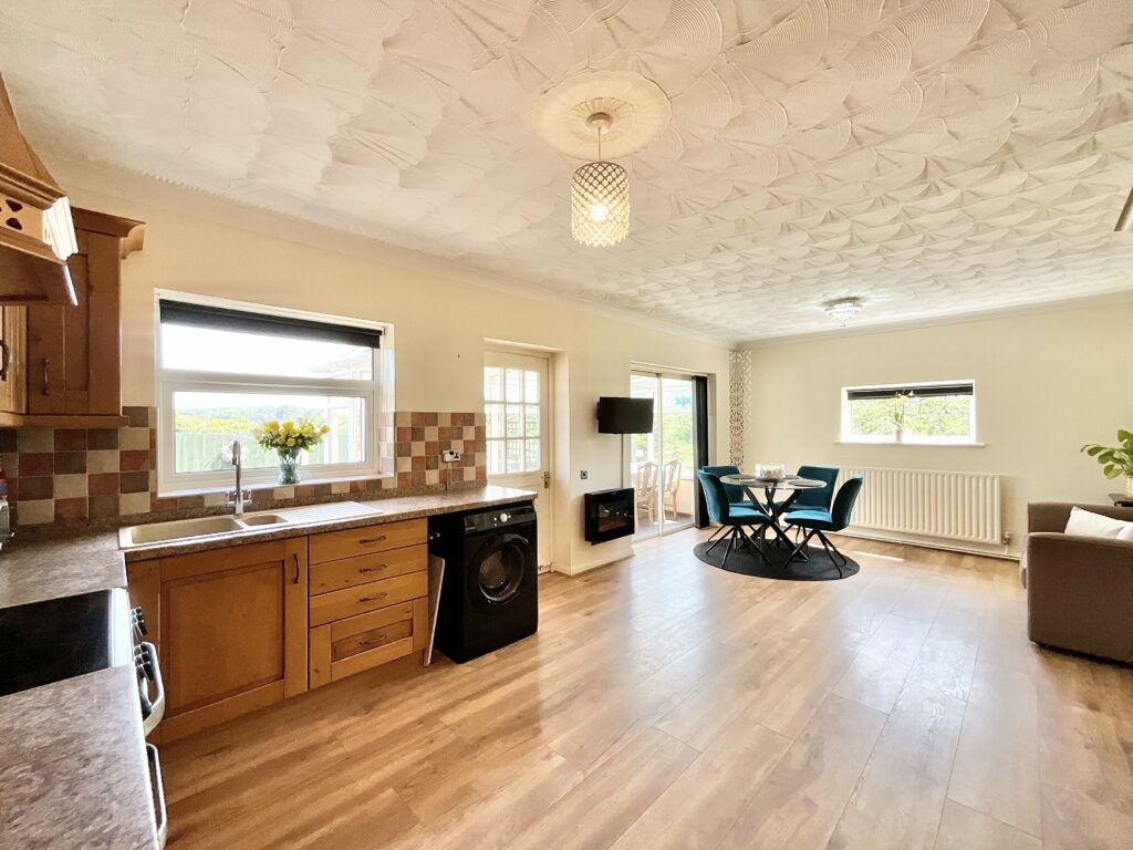 Froghall Road, Cheadle, ST10