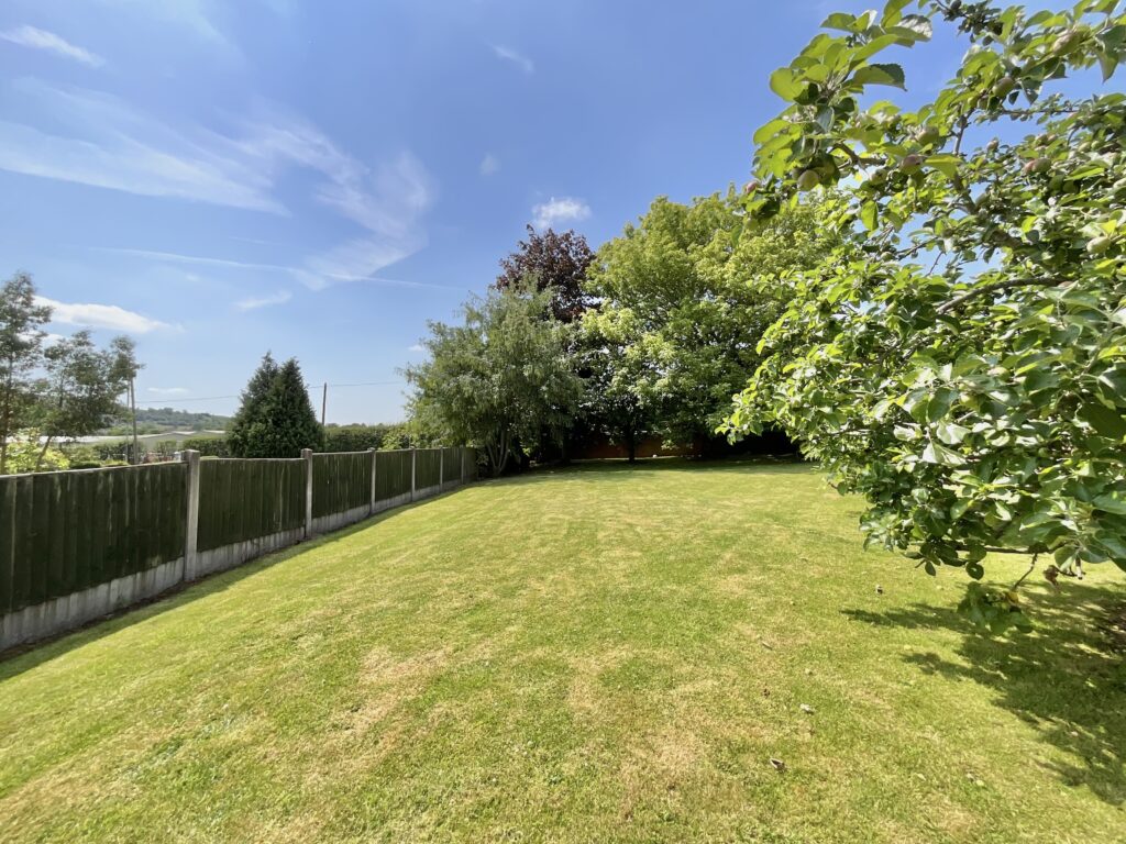 Froghall Road, Cheadle, ST10