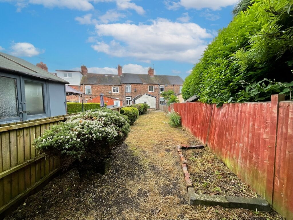 Old Road, Stone, ST15
