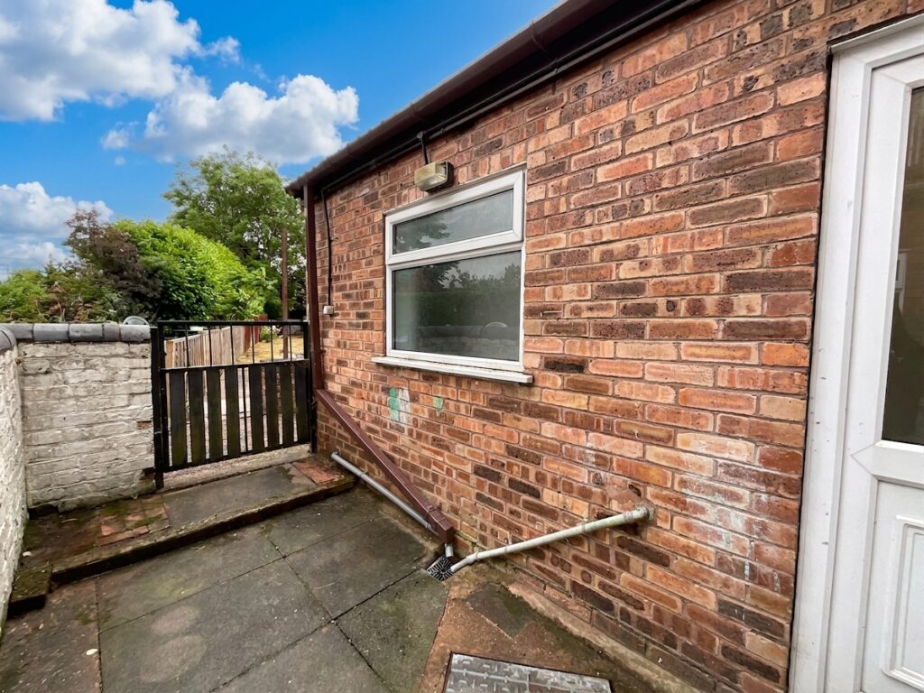 Old Road, Stone, ST15