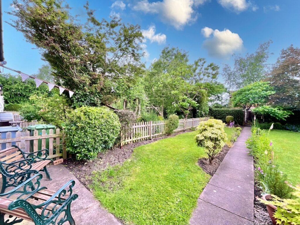 North Crofts, Nantwich, CW5