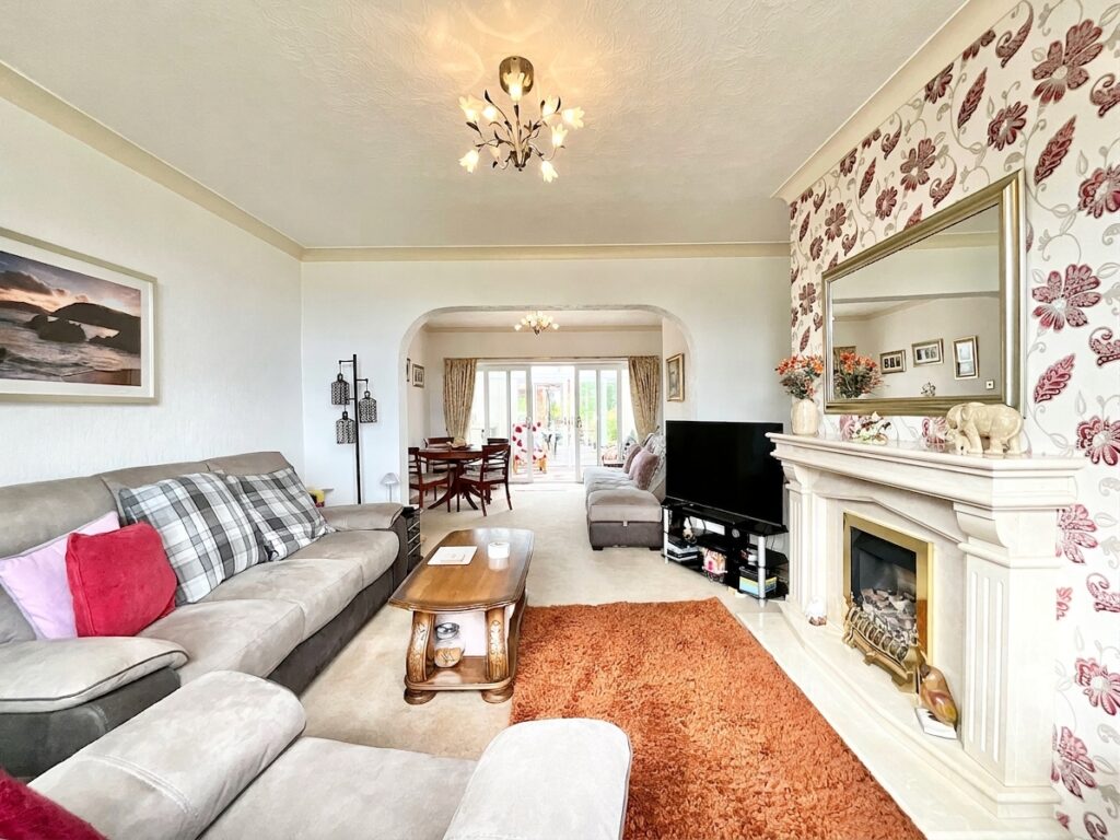 Uttoxeter Road, Draycott, ST11
