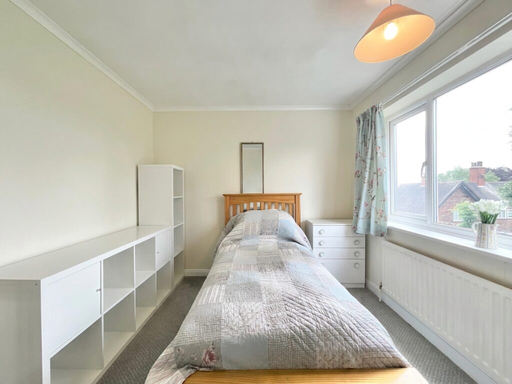 Yarnfield Close, Stoke-On-Trent, ST3