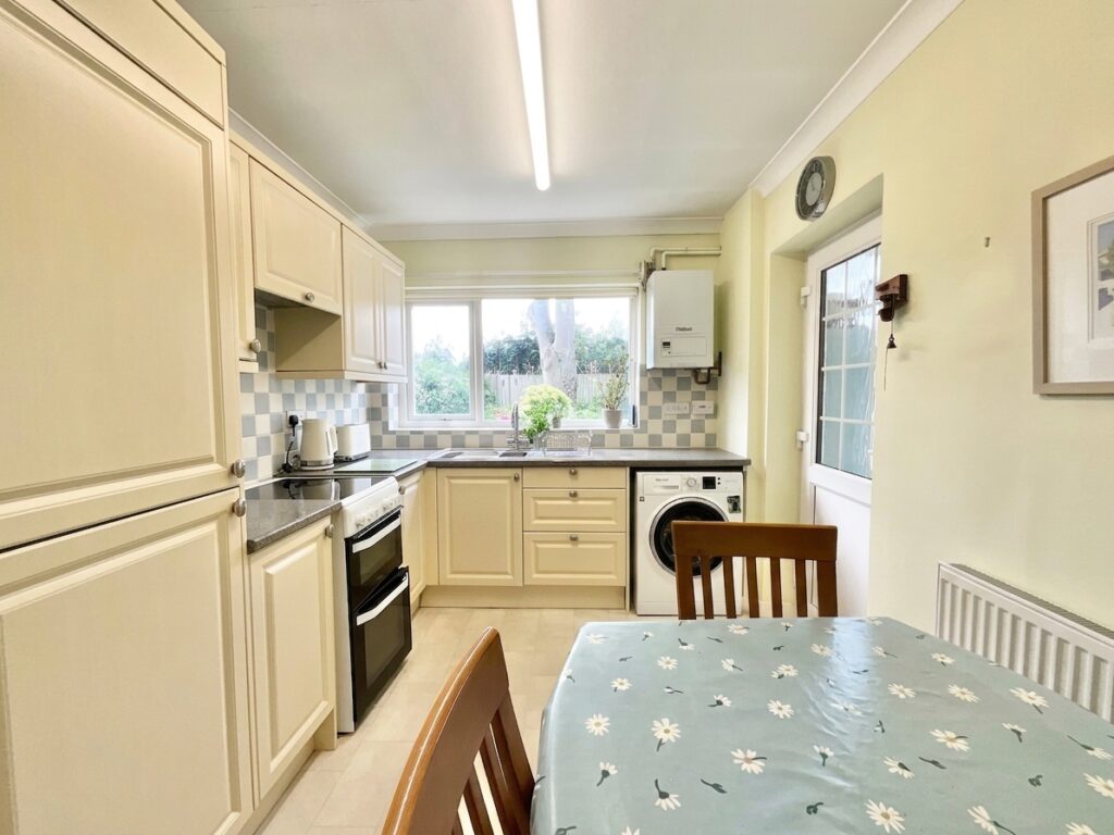 Yarnfield Close, Stoke-On-Trent, ST3