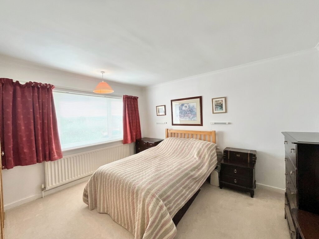 Yarnfield Close, Stoke-On-Trent, ST3