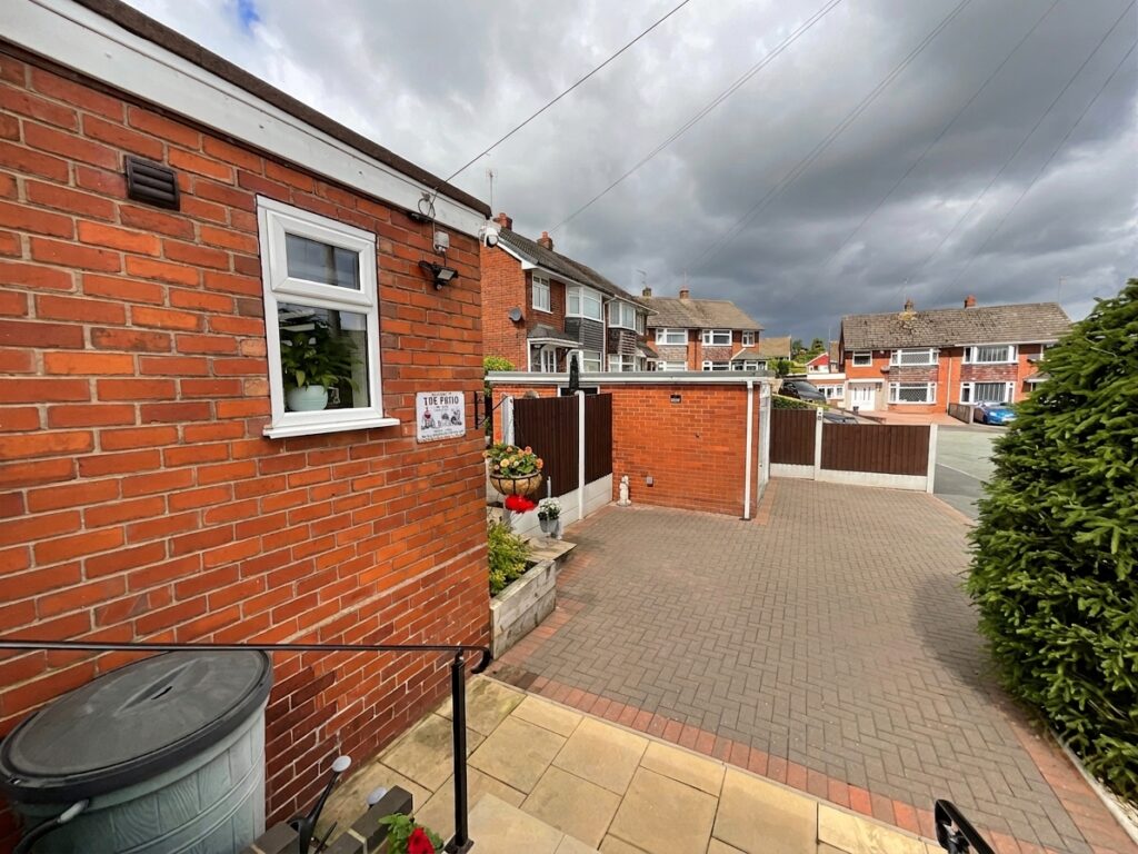 Golborn Avenue, Stoke-On-Trent, ST3