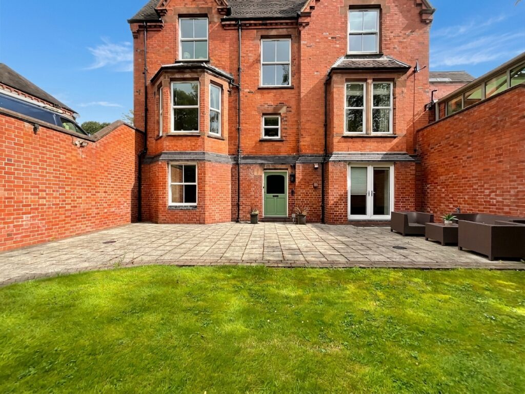Sidmouth Avenue, Newcastle, ST5