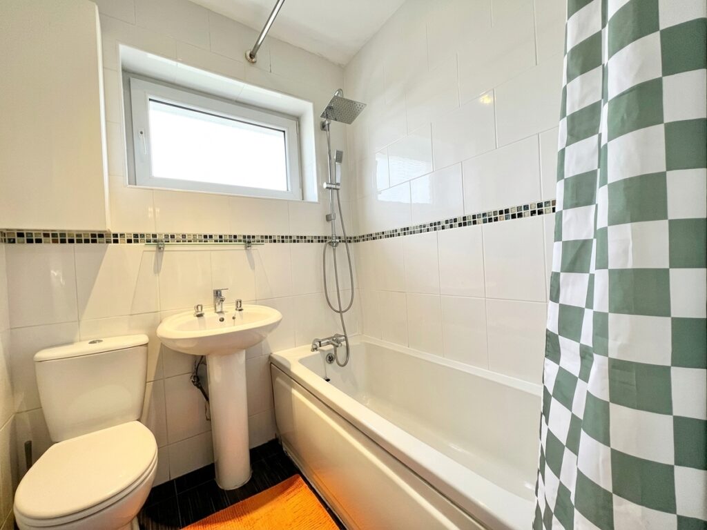 Robina Drive, Cheadle, ST10
