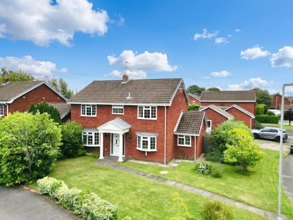 Meadow Close, Gnosall, ST20