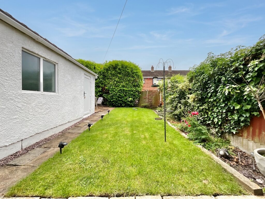 Dale Close, Cheadle, ST10