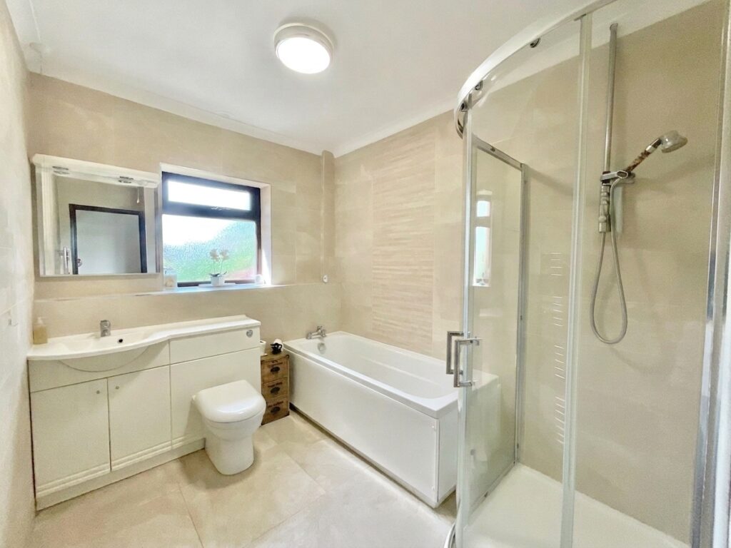 St. Johns Ave, Oulton, ST15