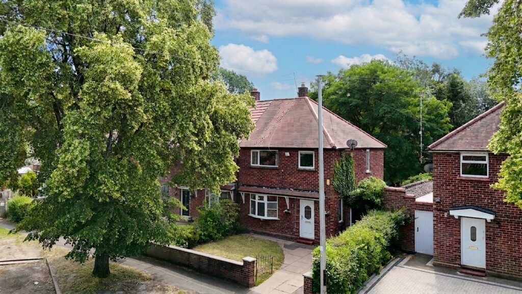 Gawsworth Avenue, Crewe, CW2