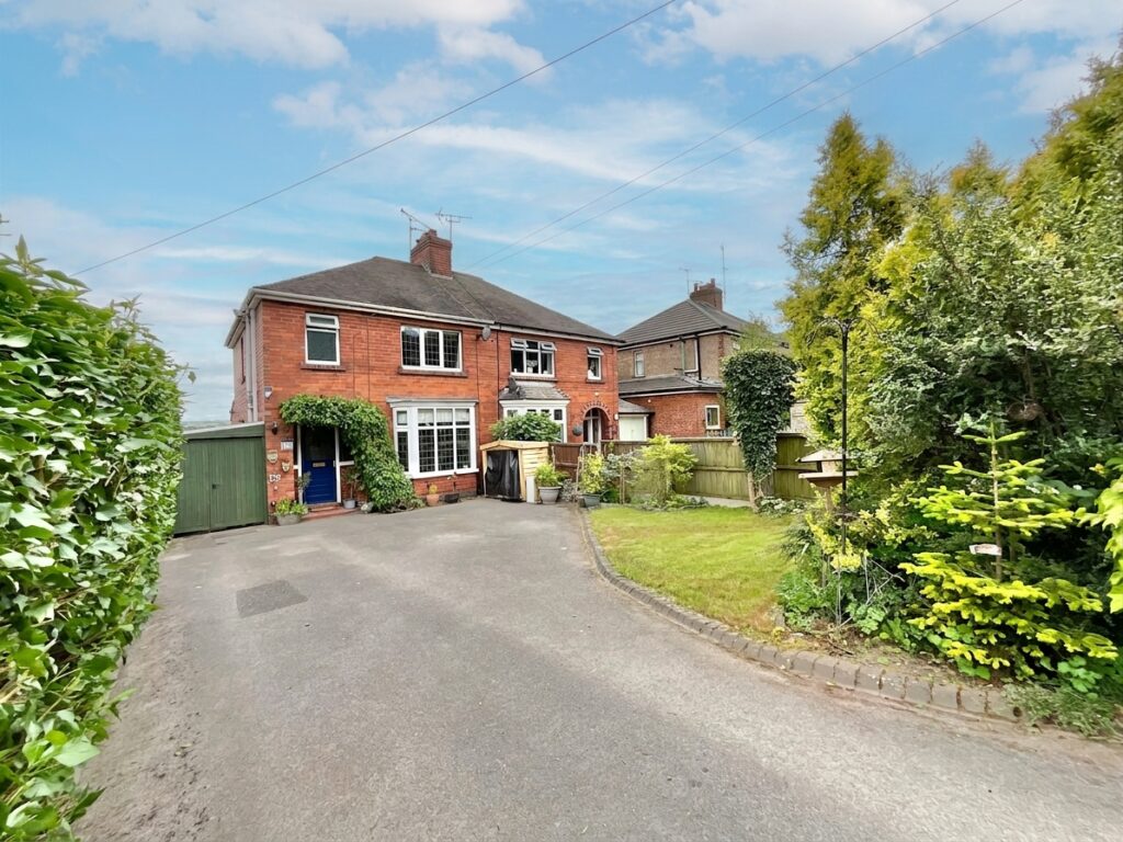Leek Road, Cheadle, ST10