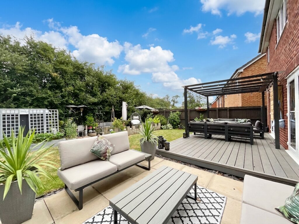 Broomhall Drive, Shavington, CW2