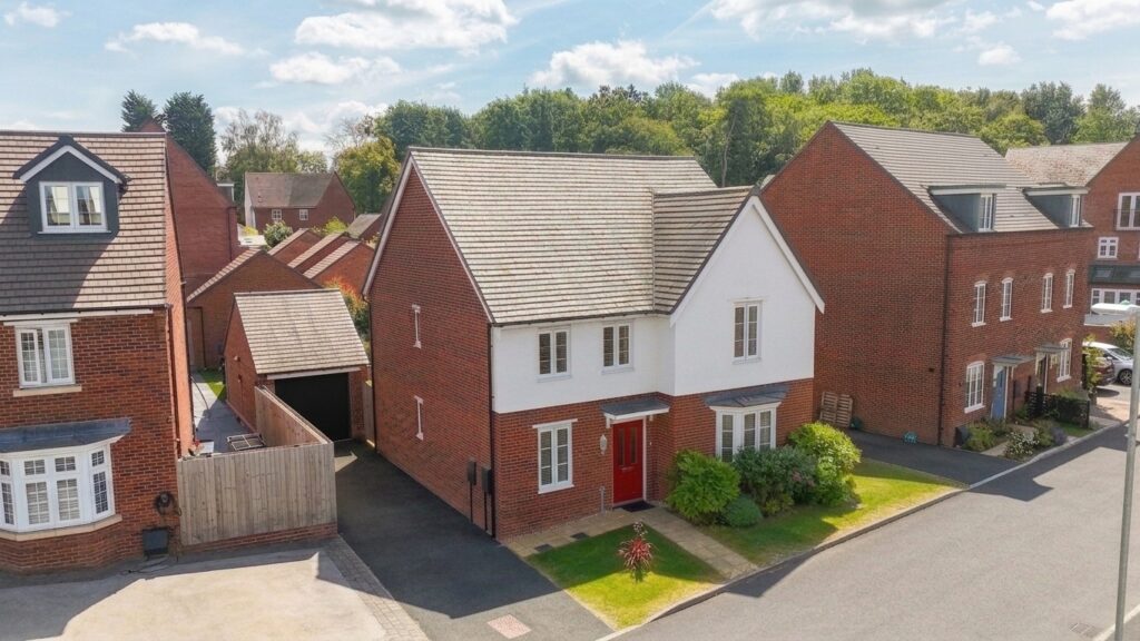 Edme Grove, Barlaston, ST12