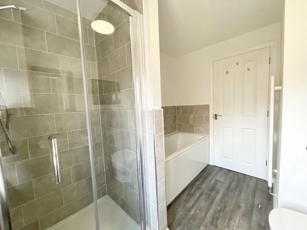 Edme Grove, Barlaston, ST12