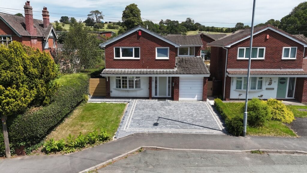 Lichfield Road, Stone, ST15