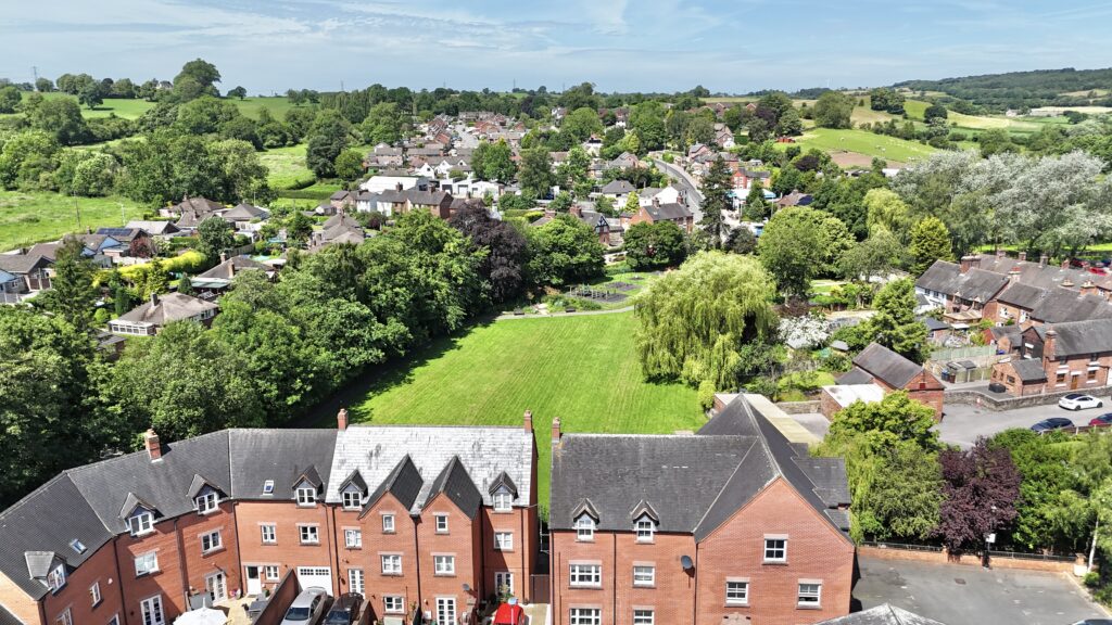 Hall Yard, Tean, ST10