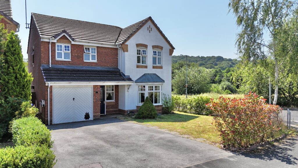 Kenilworth Walk, Cheadle, ST10