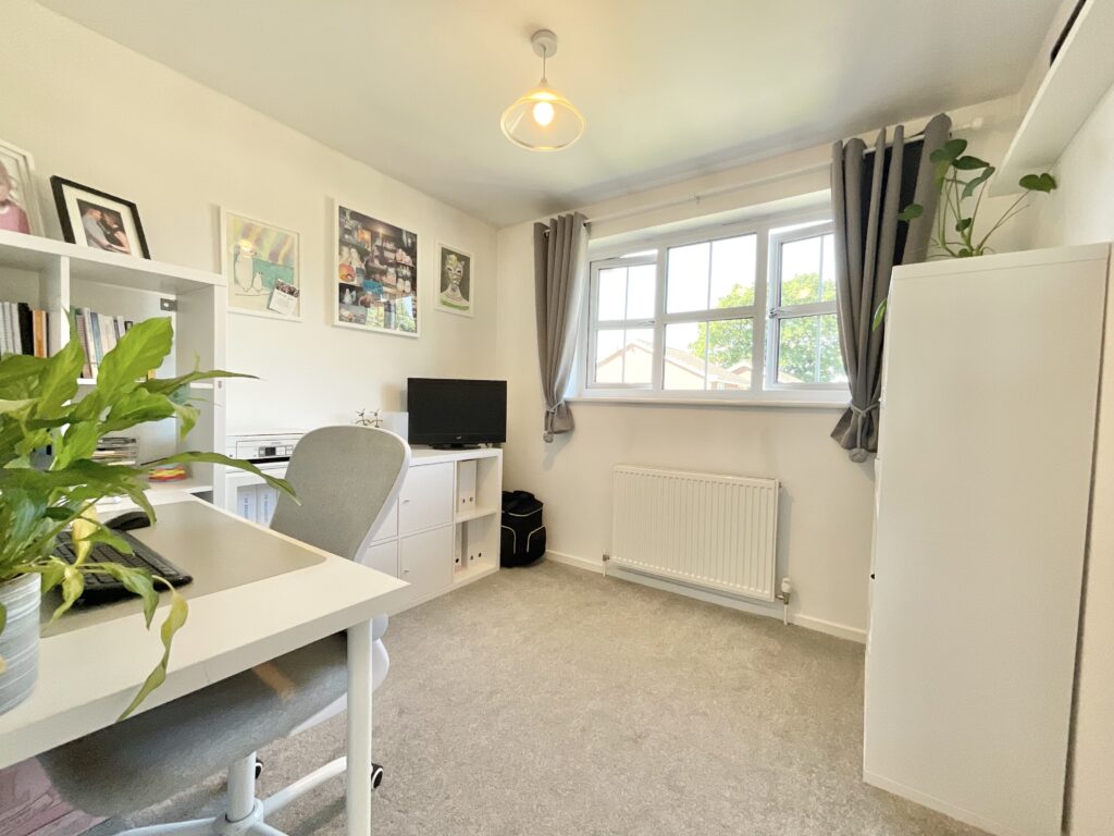 Charlcote Crescent, Crewe, CW2