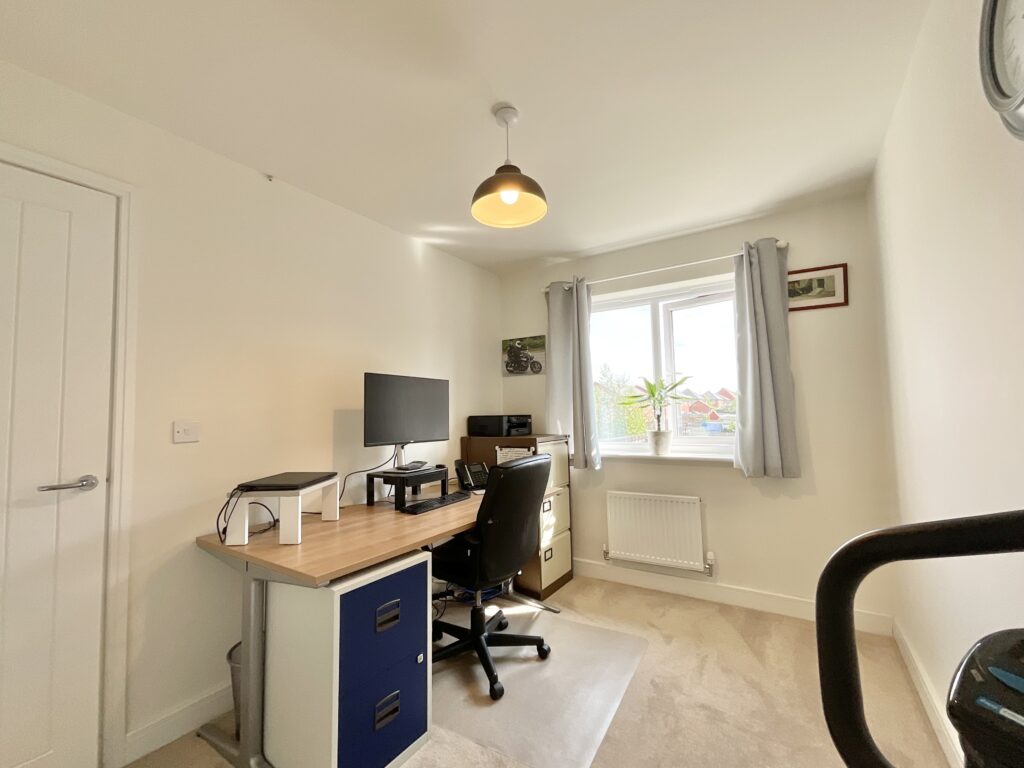 Farm Close, Shavington, CW2