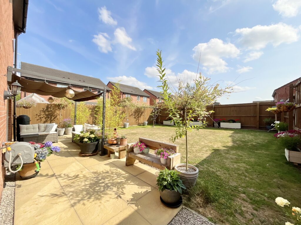 Farm Close, Shavington, CW2