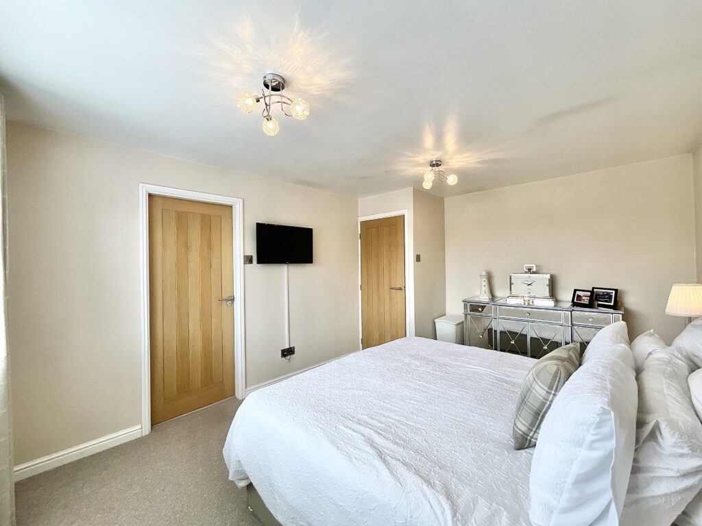 Sandy Hill, Werrington, ST9