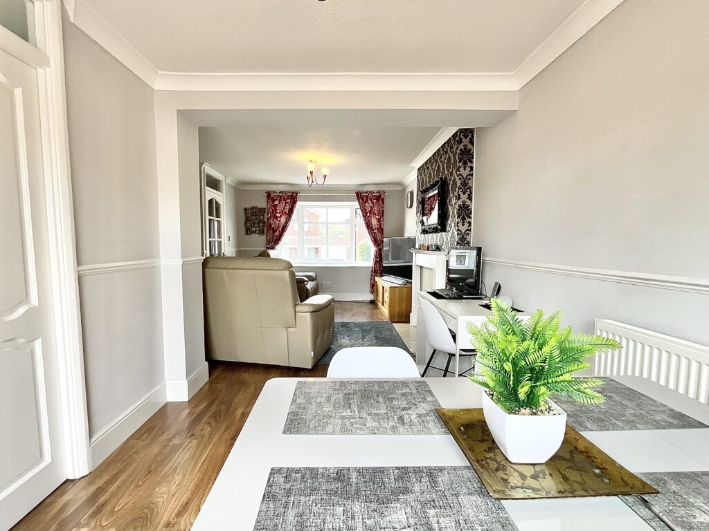 Paragon Close, Cheadle, ST10