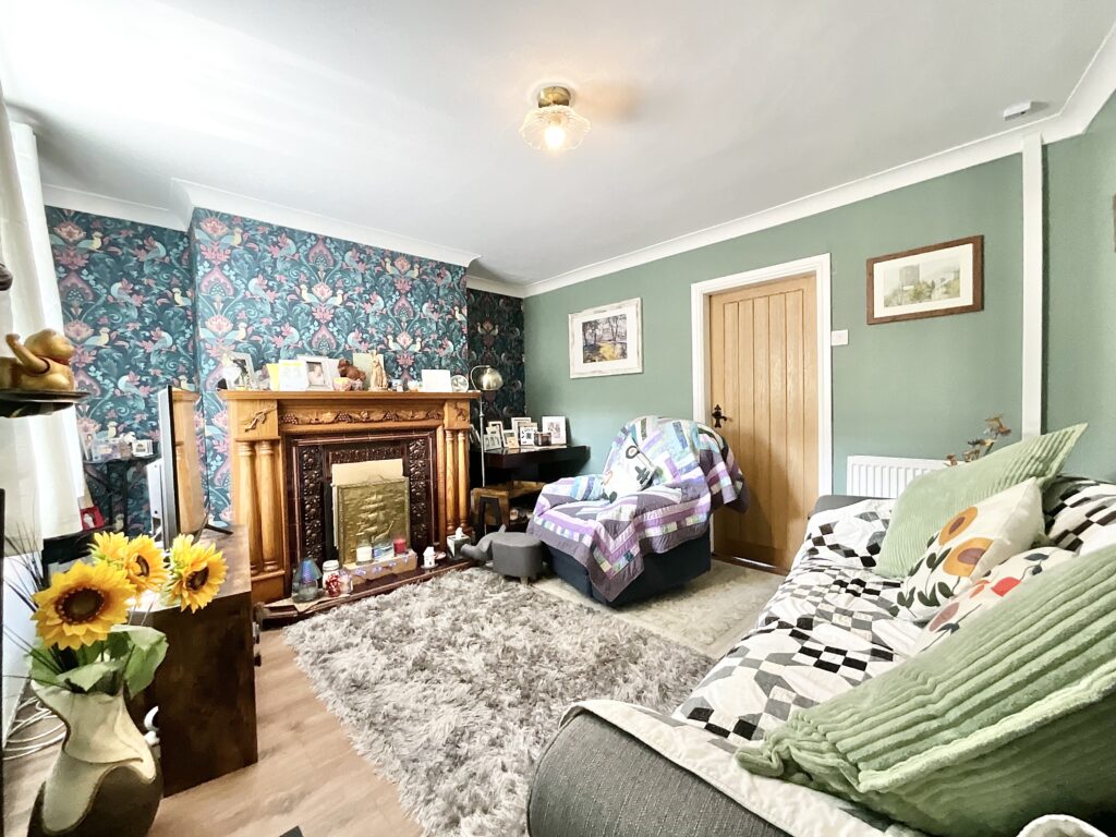 Sarver Lane, Dilhorne, ST10