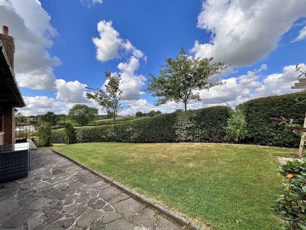 Sunnyside, Kingsley, ST10