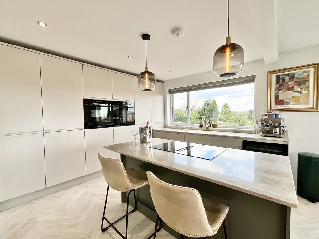 Harewood Close, Cheadle, ST10