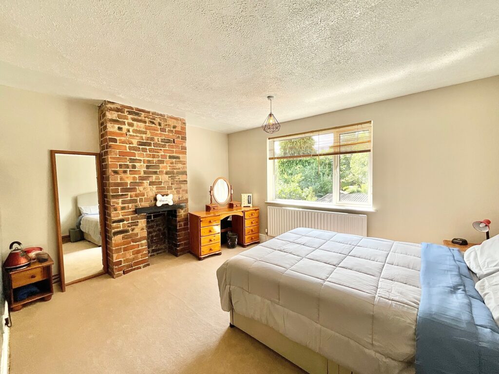 Uttoxeter Road, Blythe Bridge, ST11