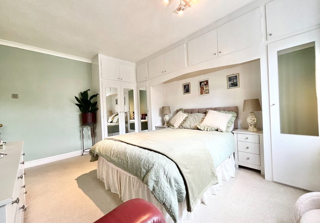 Lavender Avenue, Blythe Bridge, ST11