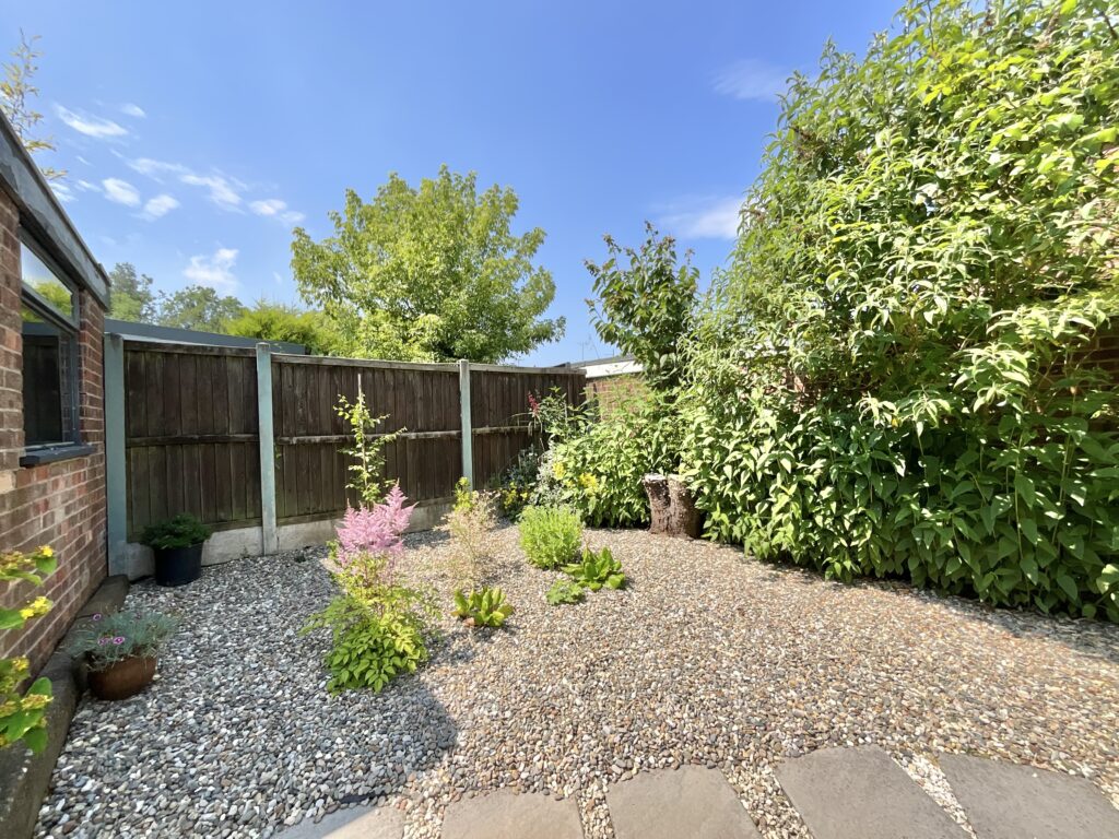 Lavender Avenue, Blythe Bridge, ST11