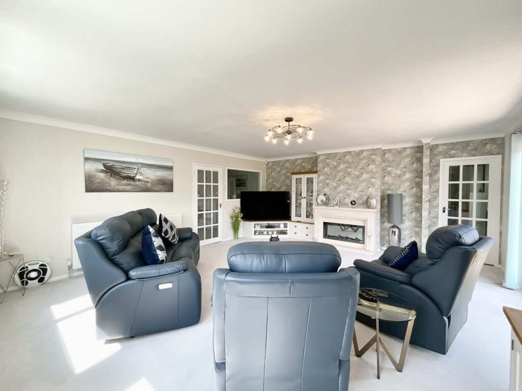 St. Johns Close, Stowe-By-Chartley, ST18