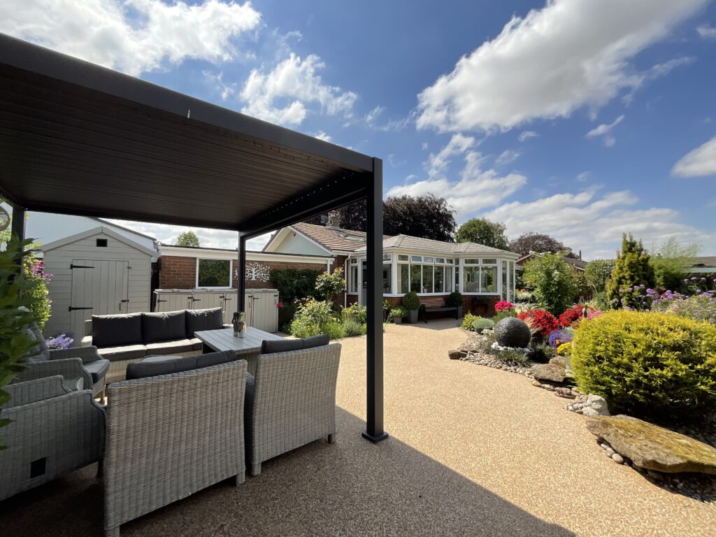 St. Johns Close, Stowe-By-Chartley, ST18