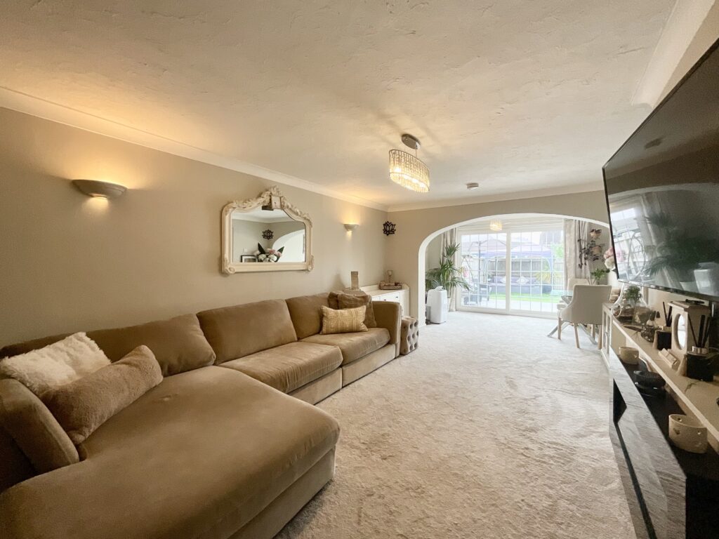 Fraser Close, Stone, ST15