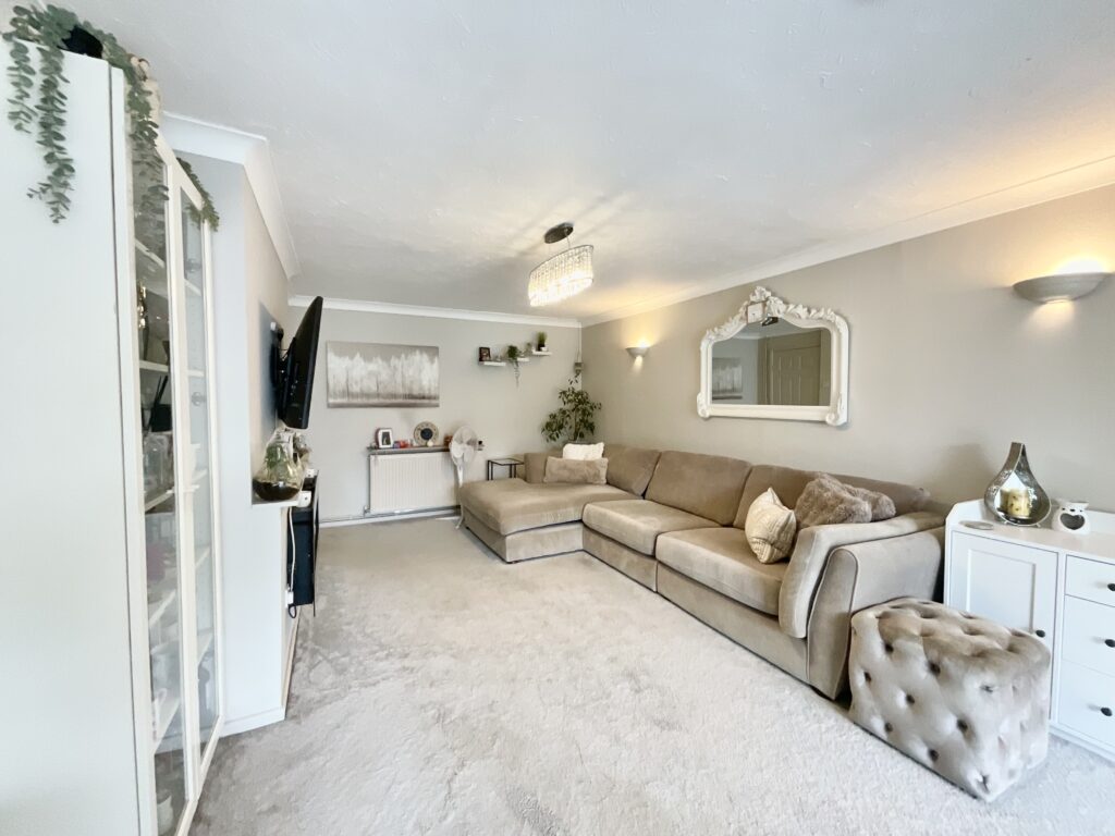 Fraser Close, Stone, ST15