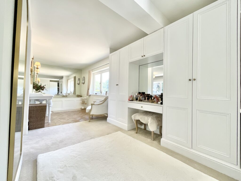 Bury Ring, Haughton, ST18